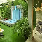 Chic&basic Gravity Hotel