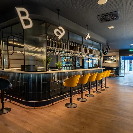 Chic&basic Gravity Hotel Porto