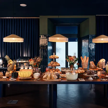 Chic&basic Gravity Отель