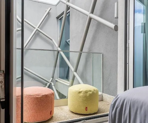 Chic&basic Gravity Hotel 4*