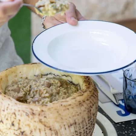 Szálloda Chic&basic Gravity 4*