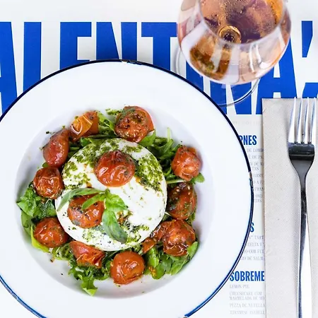 Chic&basic Gravity Szálloda