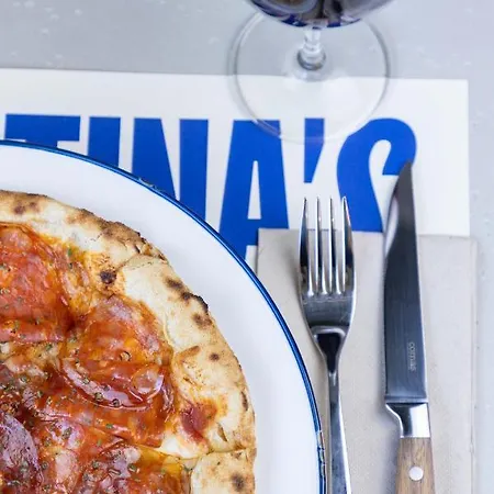 Chic&basic Gravity Szálloda 4*