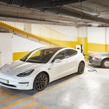 Chic&basic Gravity 4* Porto