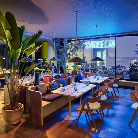 Szálloda Chic&basic Gravity