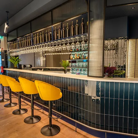 Chic&basic Gravity Szálloda 4*