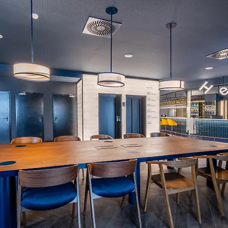 Hotel Chic&basic Gravity 4*