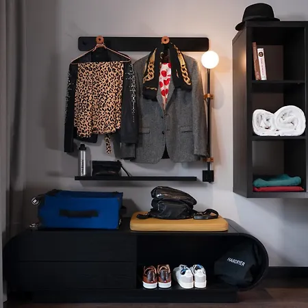 Chic&basic Gravity 호텔