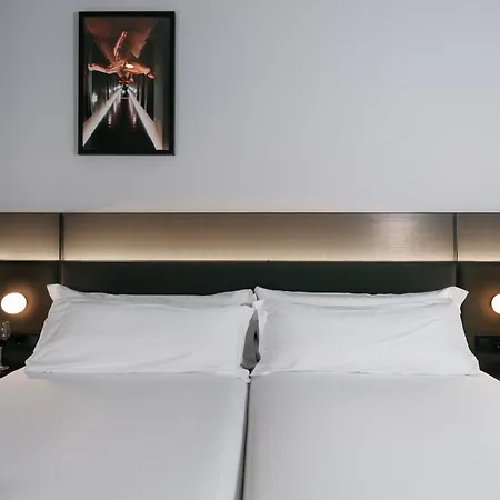 Szálloda Chic&basic Gravity