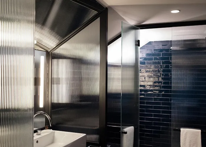 Chic&basic Gravity פורטו