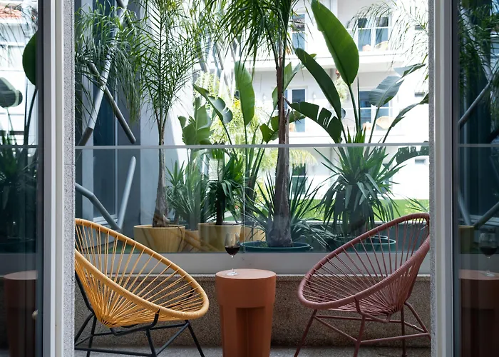 Chic&basic Gravity 4* Oporto