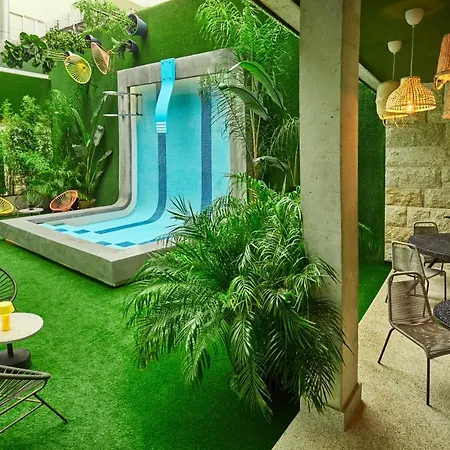 Hotel Chic&basic Gravity 4*